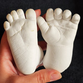 تندیس دست و پا نوزاد