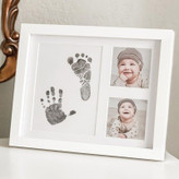 قاب اثر دست و پا و عکس نوزادی