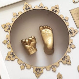 تندیس دست و پای نوزاد