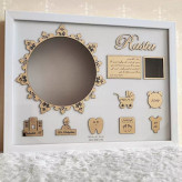 قاب تندیس دست و پا با حک اسم و مشخصات تولد