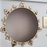 قاب تندیس دست و پا با حک اسم و مشخصات تولد